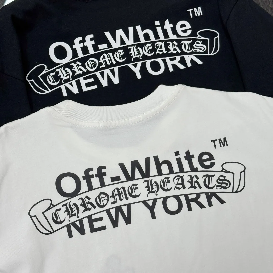P170 Chrome Hearts Chrome Hearts 25 high version. The fabric is made of 300 grams of high-density pure cotton. It does not deform or shrink. It has three labels. It is the same style for men and women. Technology: patch embroidery + digital printing. Color: white, black. SIZE: S-XL.